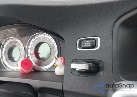 2012 Volvo S60 T5 z USA, uszkodzony, nr VIN YV1622FS2C2144810